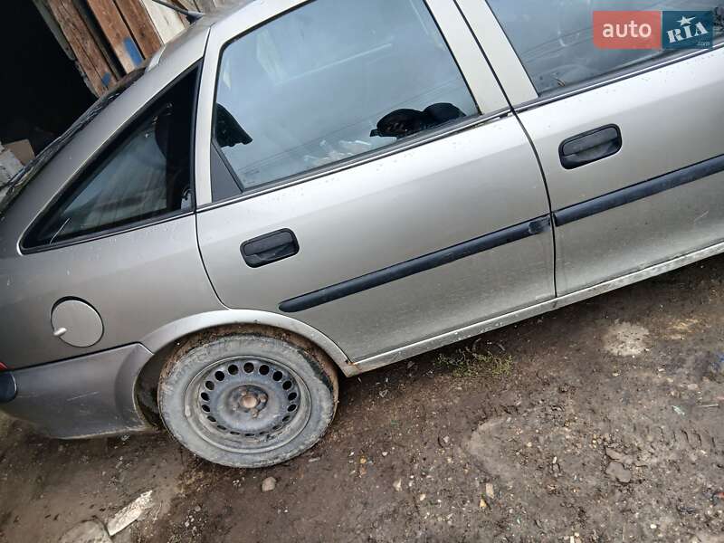 Седан Opel Vectra 1997 в Сторожинце фото 3 Седан Opel Vectra 1997 в Сторожинце