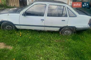Седан Opel Vectra 1988 в Верховине