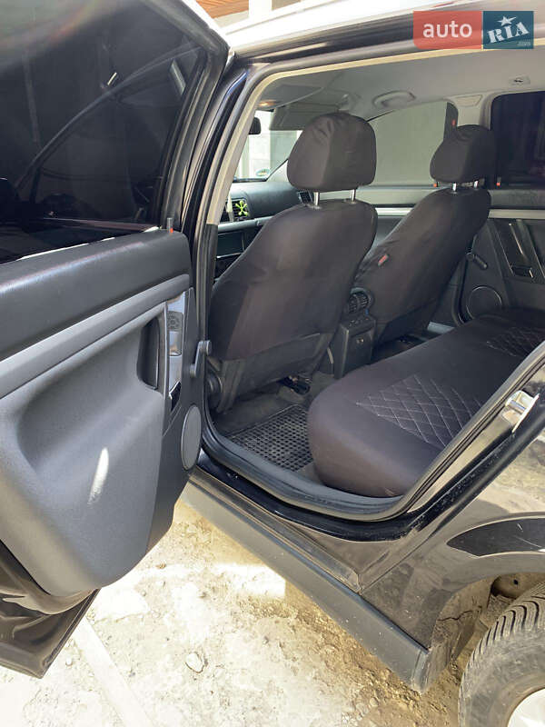 Універсал Opel Vectra 2005 в Мукачевому