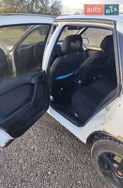 Седан Opel Vectra 1989 в  фото 7 Седан Opel Vectra 1989 в