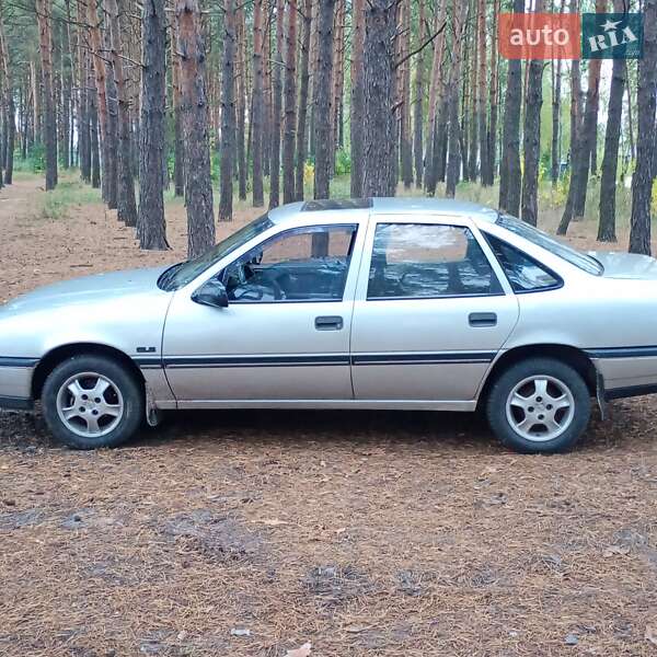 Седан Opel Vectra 1990 в Києві фото 4 Седан Opel Vectra 1990 в Києві