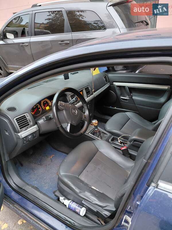 Ліфтбек Opel Vectra 2008 в Києві фото 5 Ліфтбек Opel Vectra 2008 в Києві