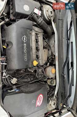 Лифтбек Opel Vectra 2003 в  фото 9 Лифтбек Opel Vectra 2003 в