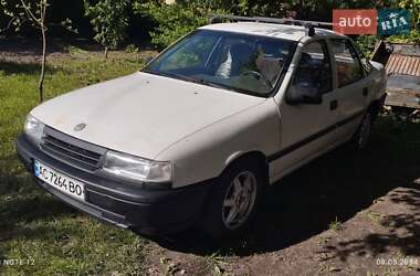 Седан Opel Vectra 1990 в  фото 2 Седан Opel Vectra 1990 в