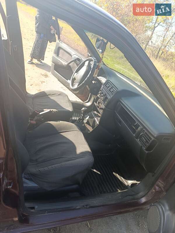 Седан Opel Vectra 1990 в Одессе