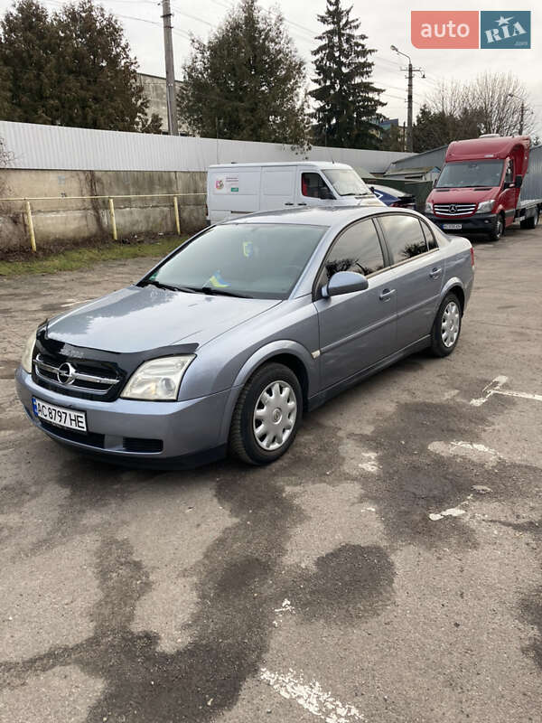 Седан Opel Vectra 2003 в Луцке