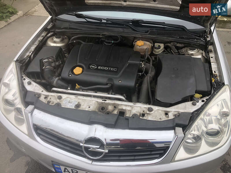 Седан Opel Vectra 2005 в Виннице