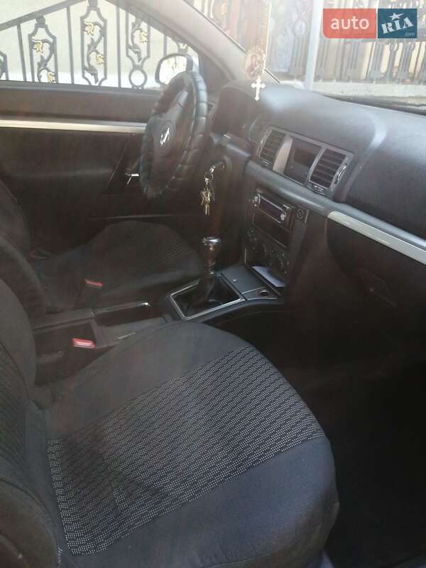 Седан Opel Vectra 2007 в Бориславе