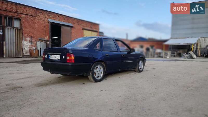 Седан Opel Vectra 1991 в Ивано-Франковске