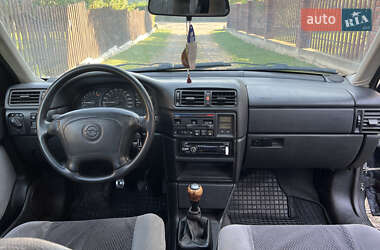 Седан Opel Vectra 1994 в 