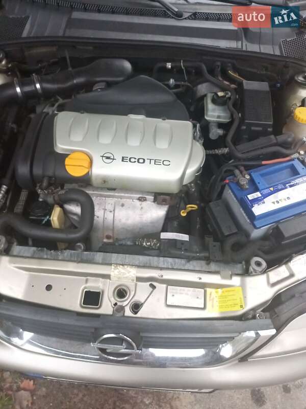 Седан Opel Vectra 1999 в Києві