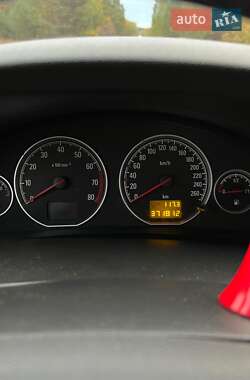 Седан Opel Vectra 2004 в 