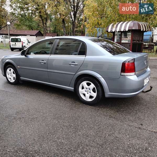 Седан Opel Vectra 2007 в Броварах