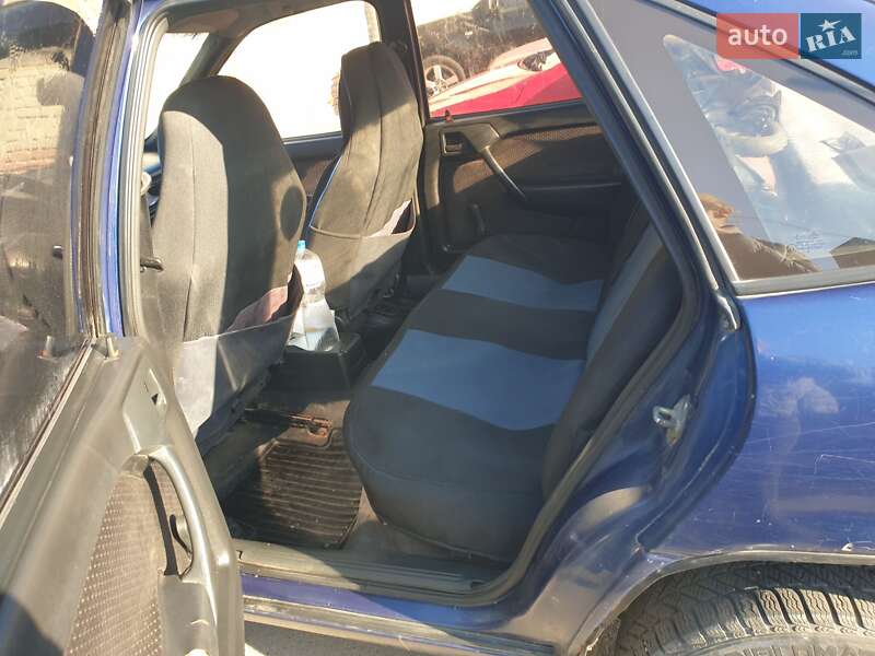 Седан Opel Vectra 1993 в Луцке фото 5 Седан Opel Vectra 1993 в Луцке