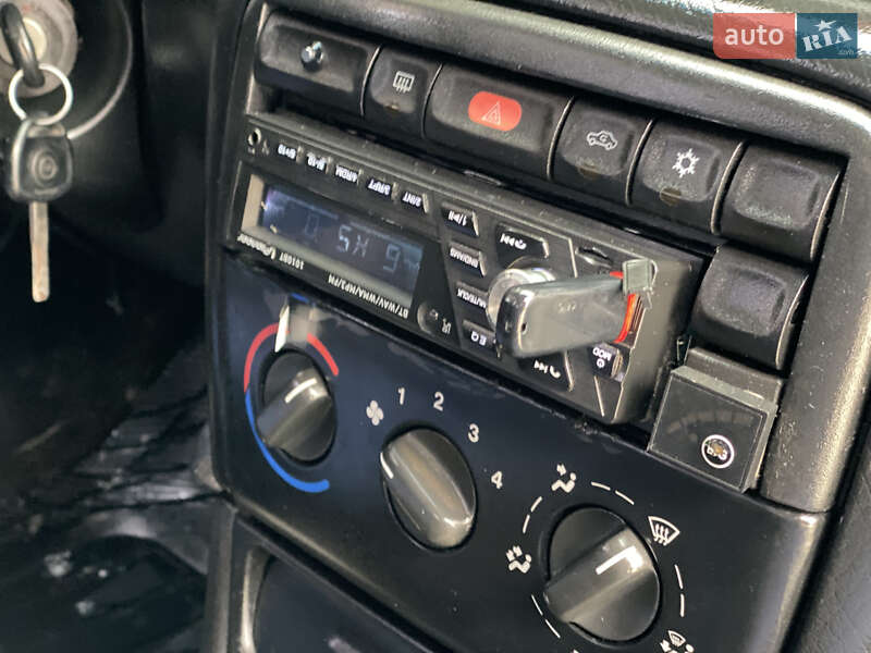 Ліфтбек Opel Vectra 1997 в Дунаївцях фото 52 Ліфтбек Opel Vectra 1997 в Дунаївцях