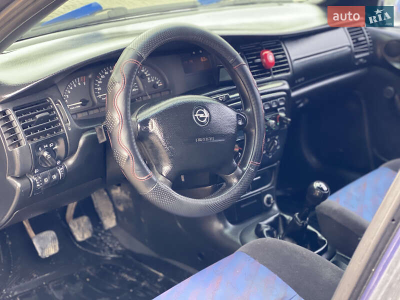 Ліфтбек Opel Vectra 1997 в Дунаївцях фото 56 Ліфтбек Opel Vectra 1997 в Дунаївцях