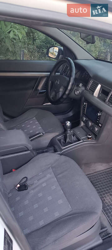 Седан Opel Vectra 2003 в Березовке фото 5 Седан Opel Vectra 2003 в Березовке