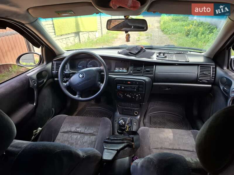 Седан Opel Vectra 1999 в Киеве