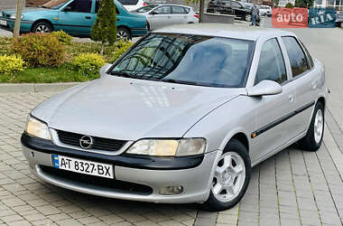 Седан Opel Vectra 1998 в Ивано-Франковске