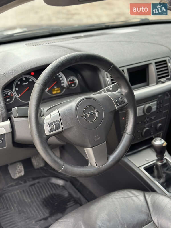 Седан Opel Vectra 2008 в Звягелі фото 7 Седан Opel Vectra 2008 в Звягелі