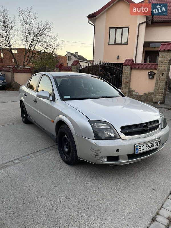 Седан Opel Vectra 2003 в Львове