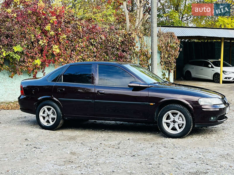 Седан Opel Vectra 1997 в Каменском фото 5 Седан Opel Vectra 1997 в Каменском