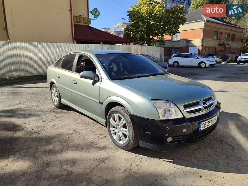Лифтбек Opel Vectra 2005 в Черновцах