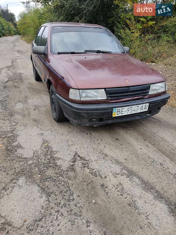 Седан Opel Vectra 1991 в Запорожье фото 7 Седан Opel Vectra 1991 в Запорожье