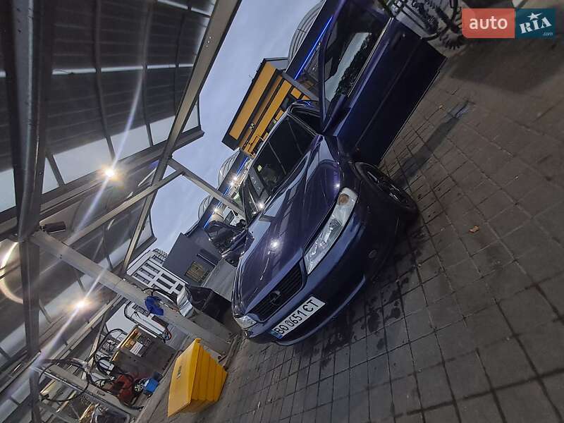 Седан Opel Vectra 1998 в Львові