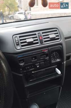 Седан Opel Vectra 1994 в  фото 2 Седан Opel Vectra 1994 в