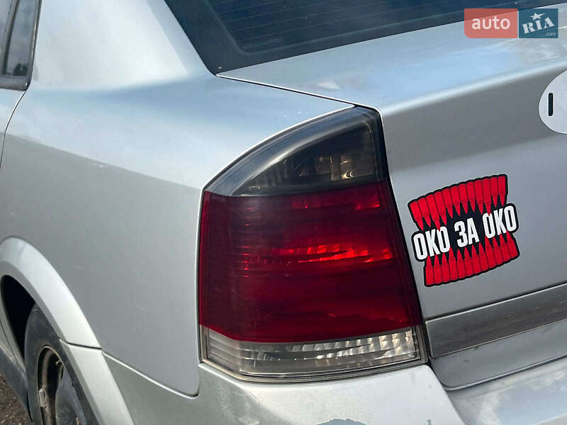 Седан Opel Vectra 2002 в Киеве фото 14 Седан Opel Vectra 2002 в Киеве