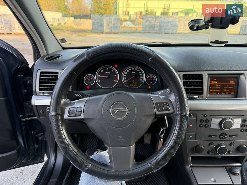 Лифтбек Opel Vectra 2007 в Звягеле фото 13 Лифтбек Opel Vectra 2007 в Звягеле
