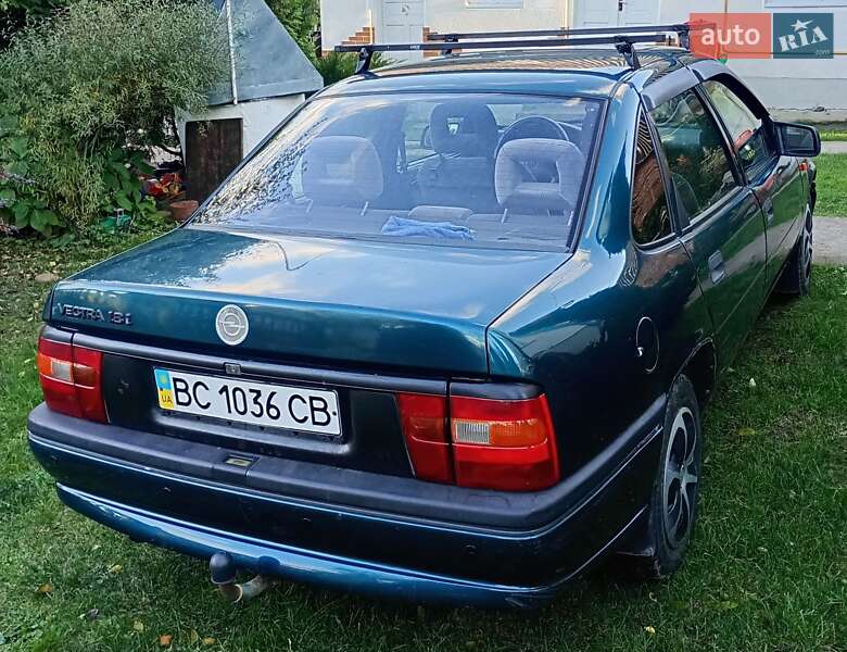 Седан Opel Vectra 1995 в Рогатині