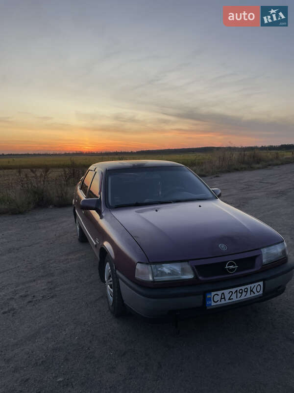 Седан Opel Vectra 1990 в Христиновке фото 6 Седан Opel Vectra 1990 в Христиновке