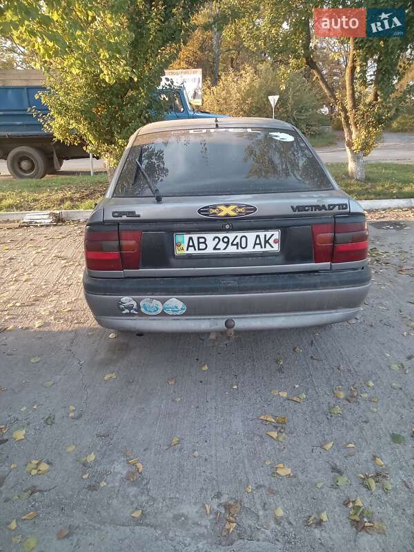 Ліфтбек Opel Vectra 1995 в Жмеринці фото Ліфтбек Opel Vectra 1995 в Жмеринці