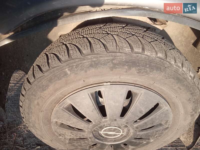 Ліфтбек Opel Vectra 1995 в Жмеринці фото 12 Ліфтбек Opel Vectra 1995 в Жмеринці