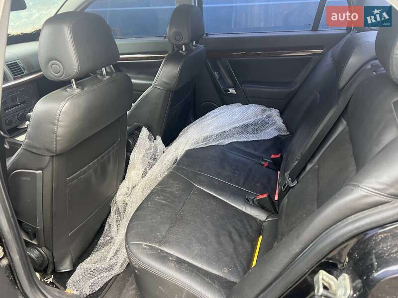 Седан Opel Vectra 2004 в Киеве фото 2 Седан Opel Vectra 2004 в Киеве