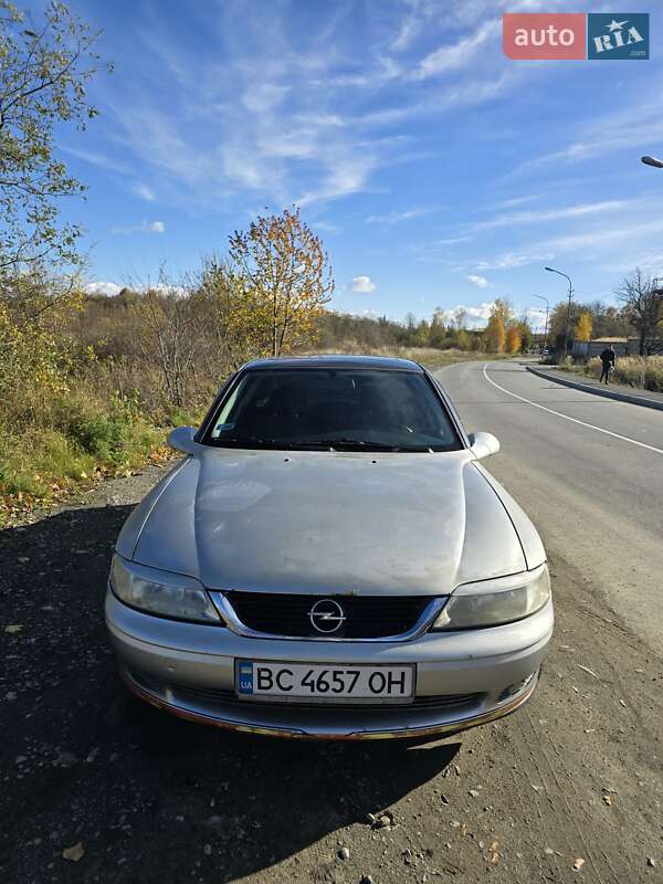 Седан Opel Vectra 2000 в Ужгороде