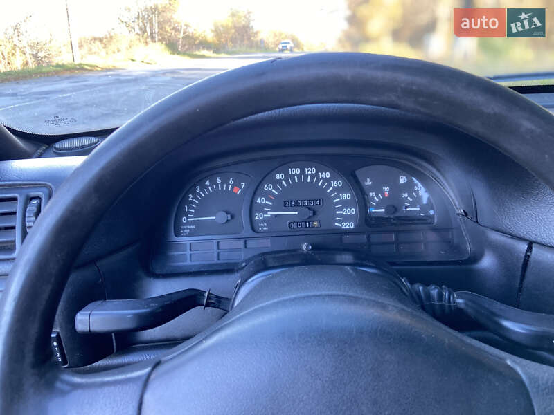 Седан Opel Vectra 1990 в Самборі фото 5 Седан Opel Vectra 1990 в Самборі