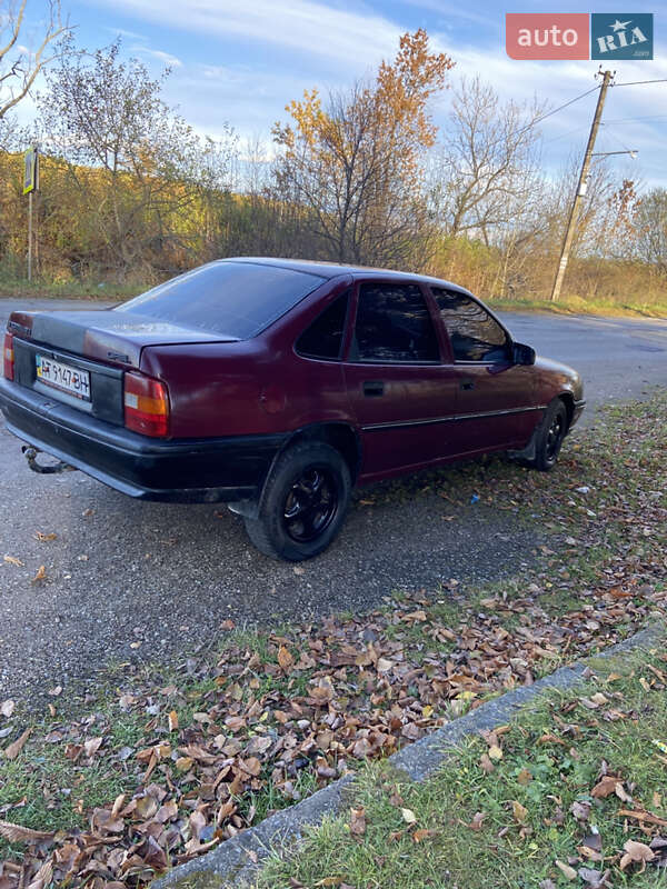 Седан Opel Vectra 1990 в Самборі фото 12 Седан Opel Vectra 1990 в Самборі
