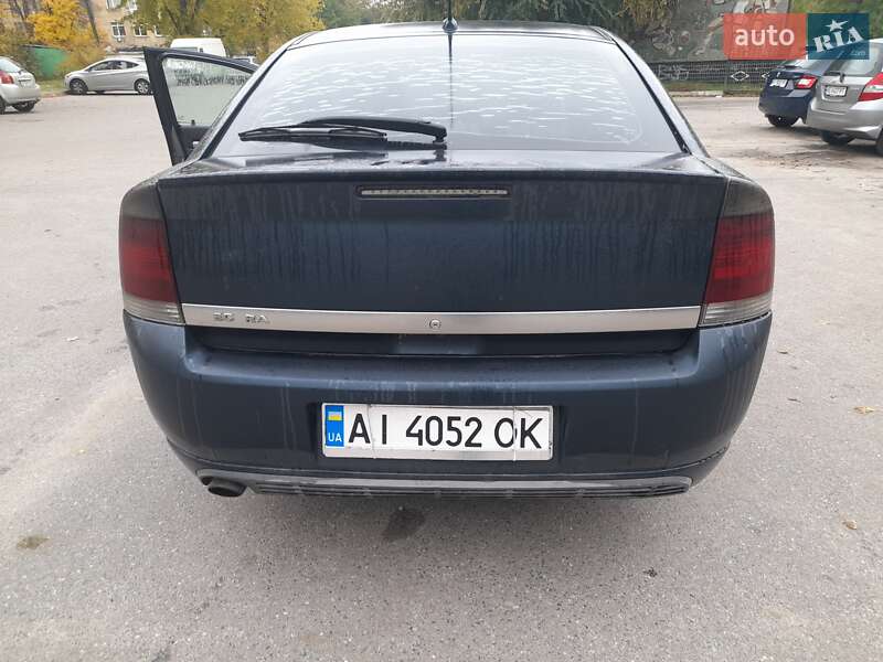 Седан Opel Vectra 2002 в Киеве
