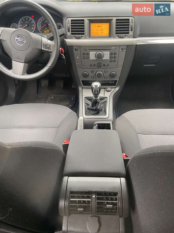 Седан Opel Vectra 2006 в Одессе фото 22 Седан Opel Vectra 2006 в Одессе