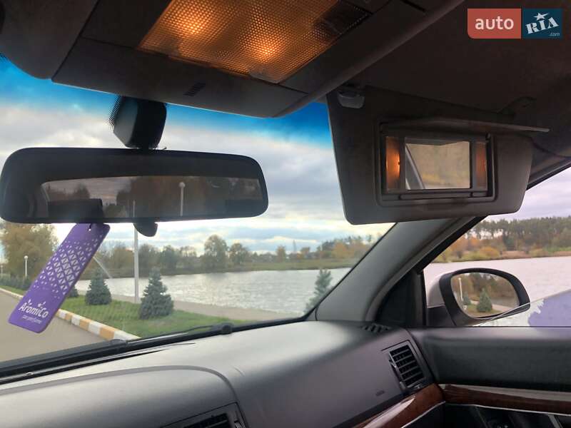 Седан Opel Vectra 2003 в Попельне