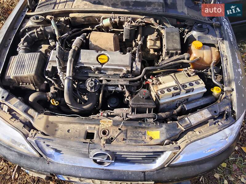 Лифтбек Opel Vectra 2000 в Александровке (Краматорского района) фото 8 Лифтбек Opel Vectra 2000 в Александровке (Краматорского района)