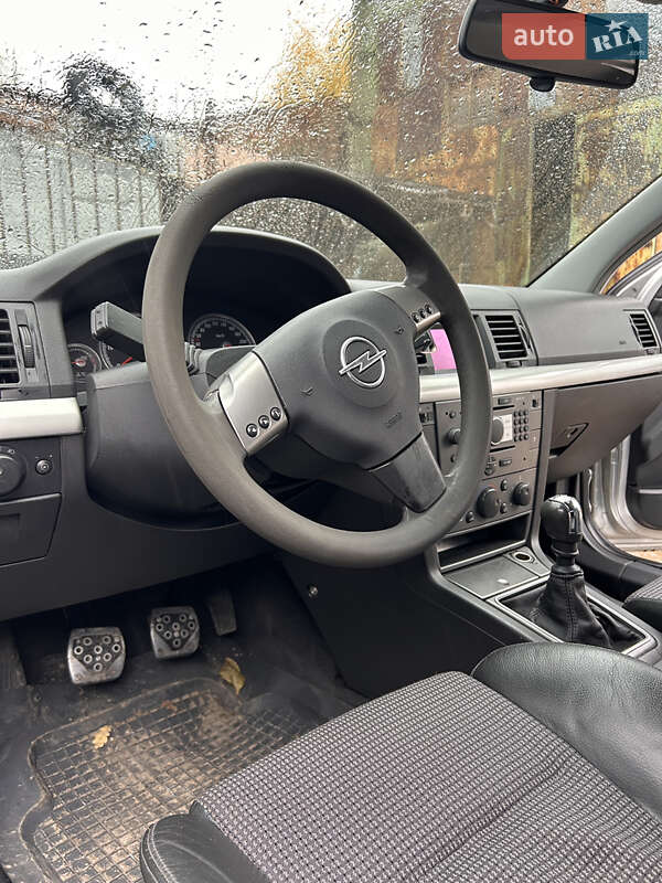 Opel Vectra 2003