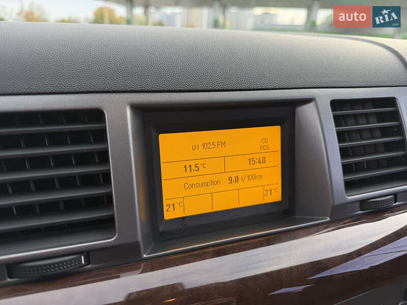 Седан Opel Vectra 2004 в Києві