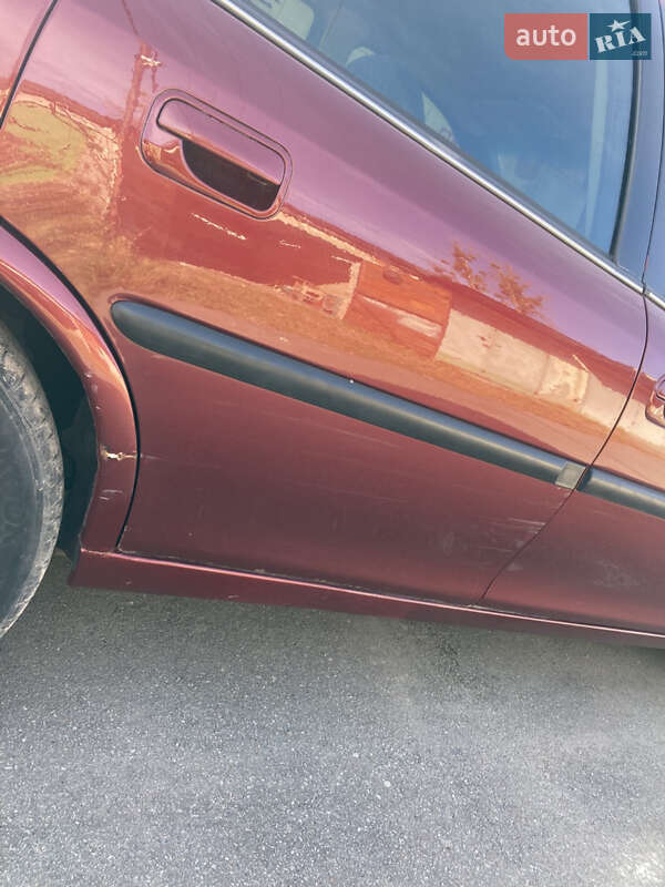 Седан Opel Vectra 1998 в Львове фото 9 Седан Opel Vectra 1998 в Львове