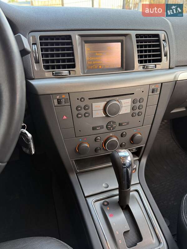 Седан Opel Vectra 2008 в Белой Церкви фото 47 Седан Opel Vectra 2008 в Белой Церкви