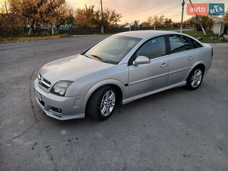 Лифтбек Opel Vectra 2003 в Ватутино фото 2 Лифтбек Opel Vectra 2003 в Ватутино