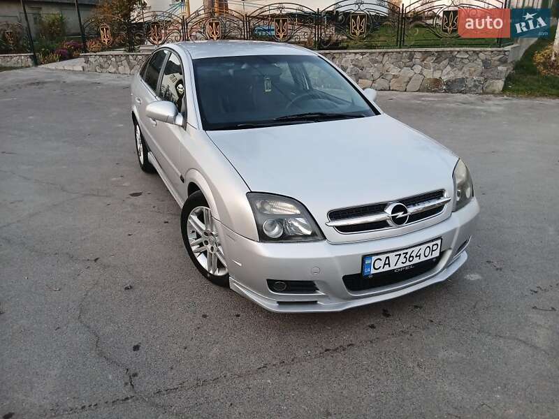 Лифтбек Opel Vectra 2003 в Ватутино фото 5 Лифтбек Opel Vectra 2003 в Ватутино